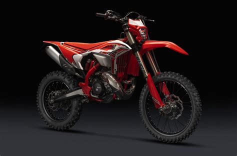 beta enduro|Tested: 2025 Beta X.